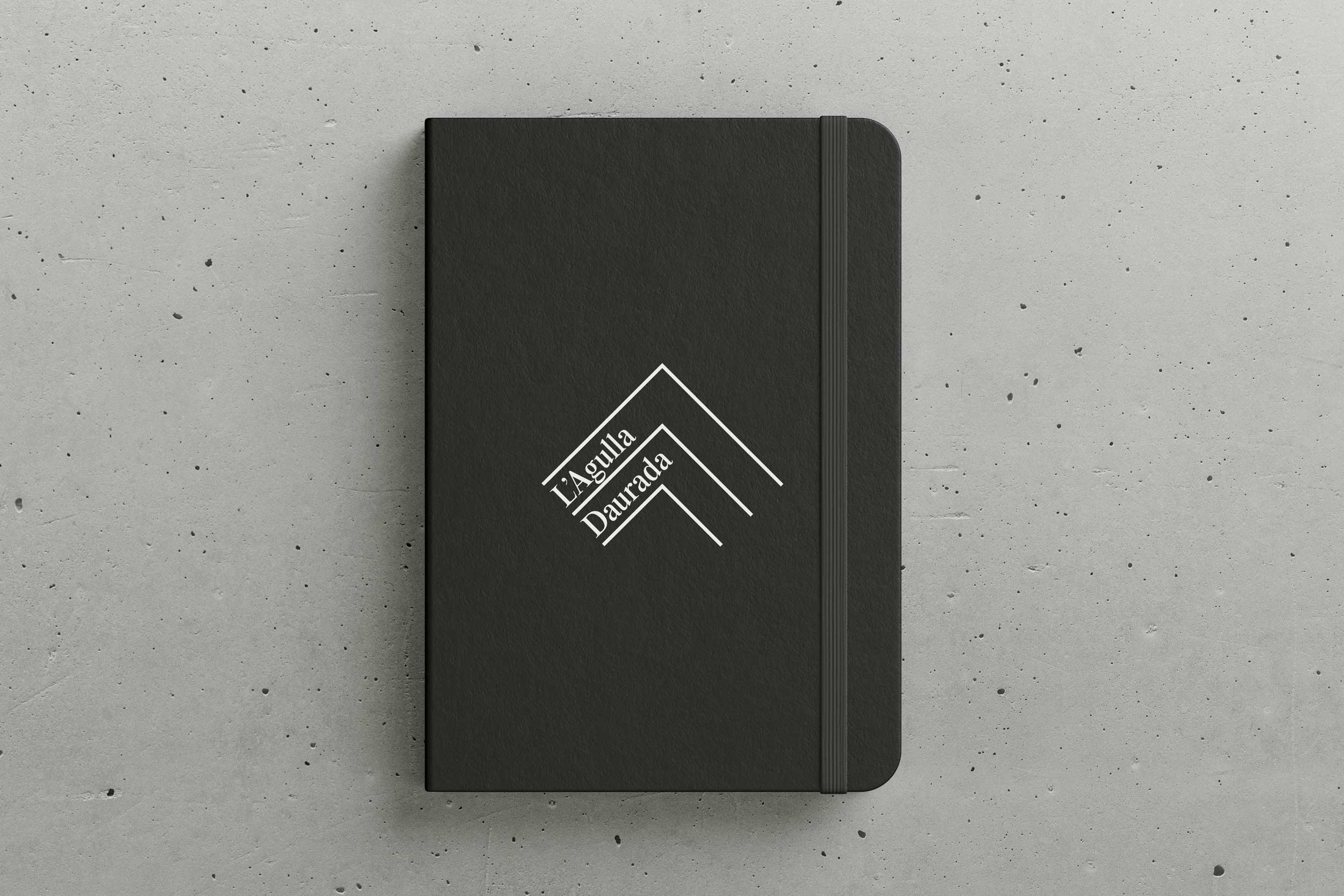 Porta-Disseny-Lagulla-Daurada-Notebook-01