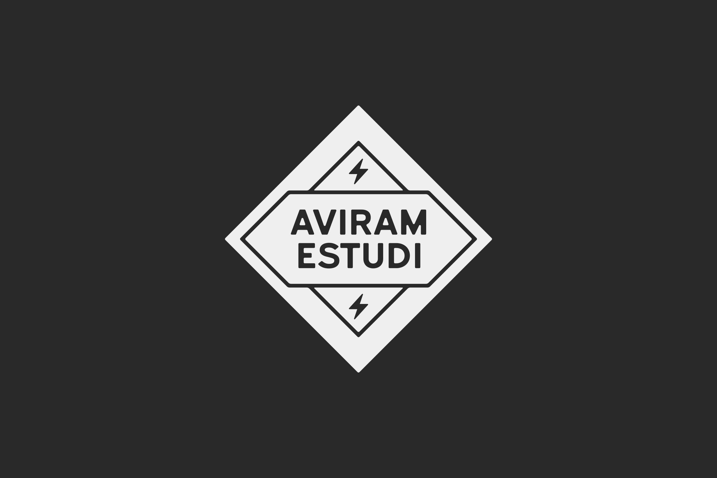 Porta-Disseny-Logos-Aviram-Estudi-01